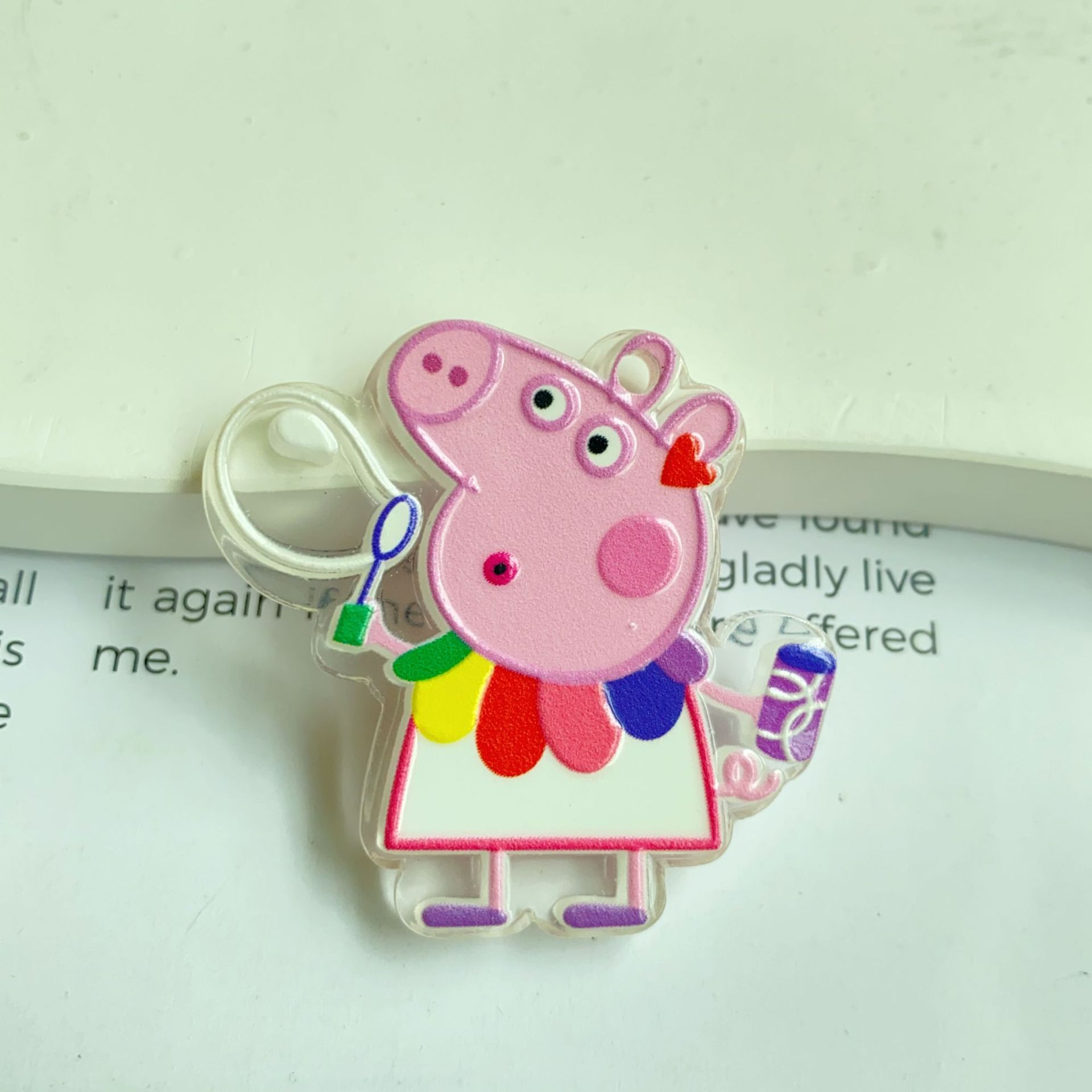 吊り下げ穴付きの光沢のあるオイルエンボス加工の漫画ペッパピッ - Phone Accessories Chain のレビューと価格