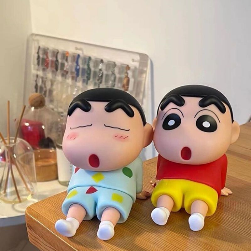 クレヨンしんちゃん日本のアニメスマホホルダー、怠惰な置物、デ - Phone Accessories Toys のレビューと価格