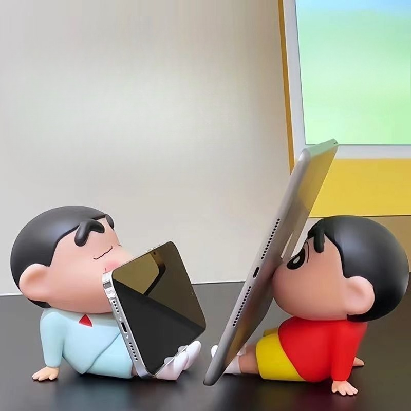 クレヨンしんちゃん日本のアニメスマホホルダー、怠惰な置物、デ - Phone Accessories Toys のレビューと価格
